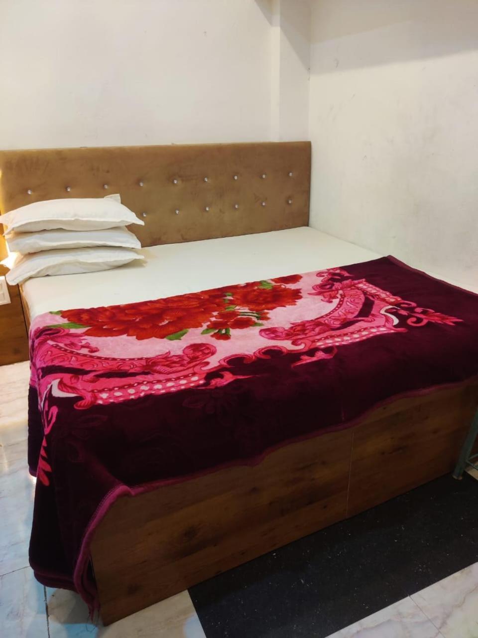 Hotel Amritam Inn Ujjain Esterno foto
