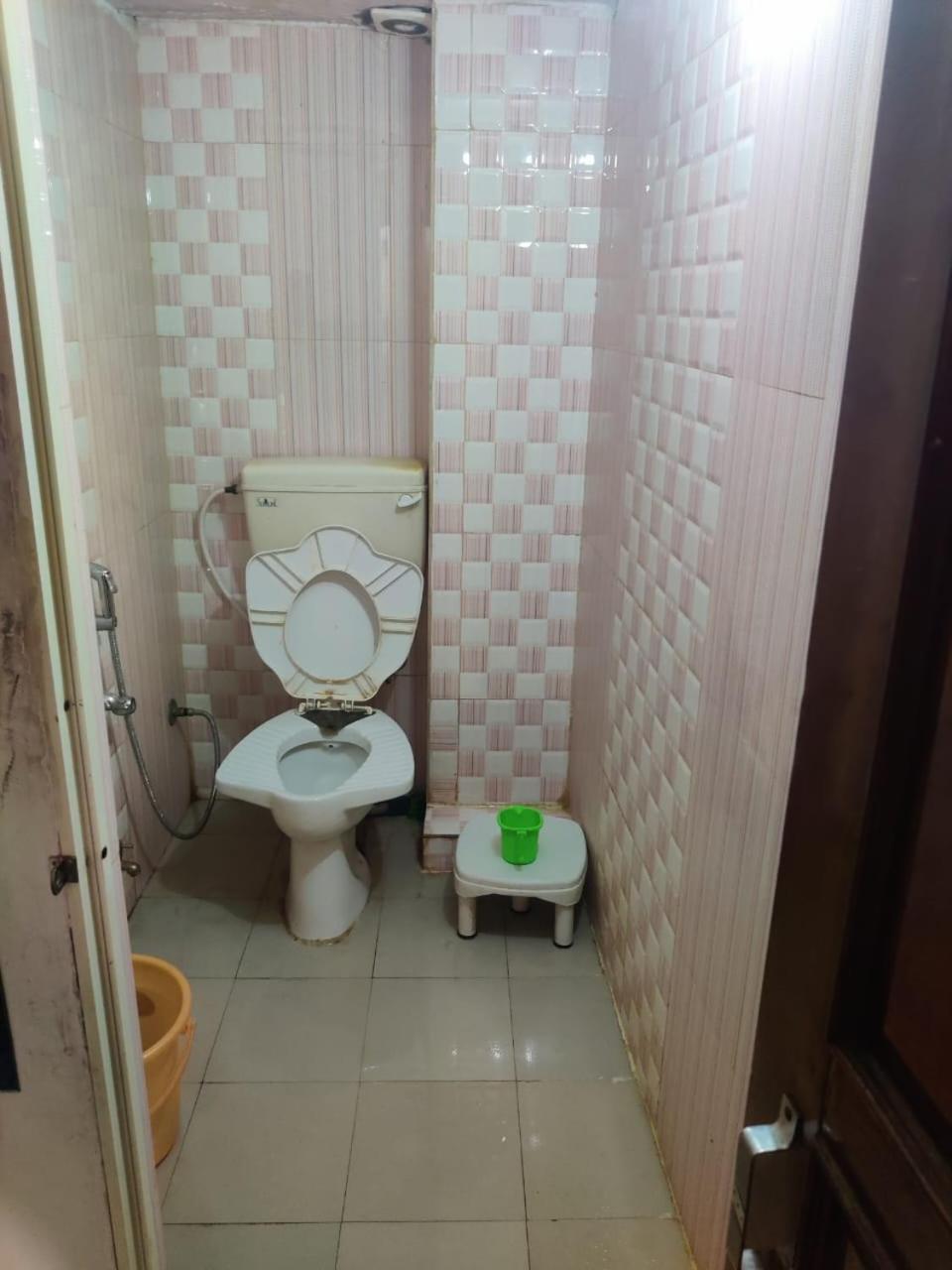 Hotel Amritam Inn Ujjain Esterno foto